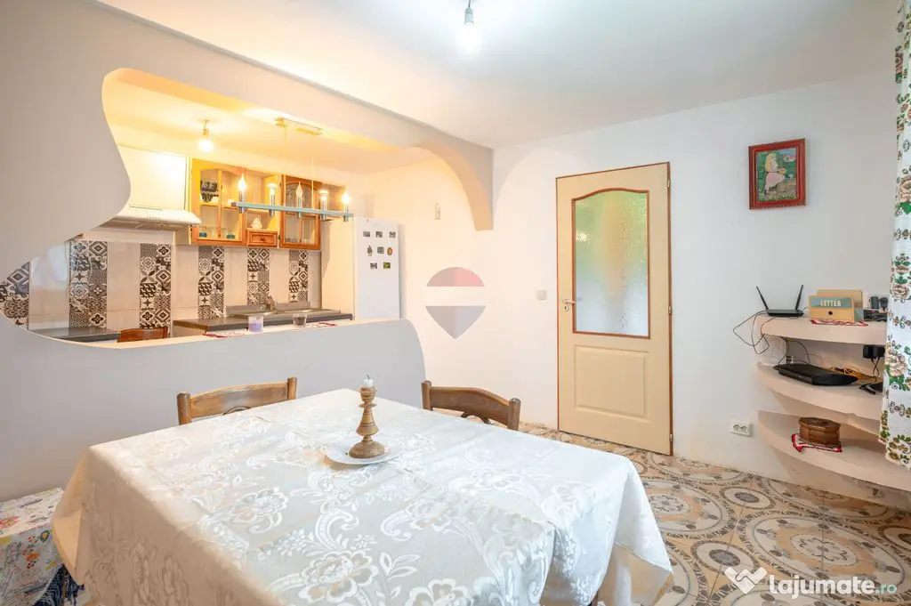 Casă locuibilă Șinca Veche – central, 931 mp teren, ...