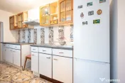 Casă locuibilă Șinca Veche – central, 931 mp teren, ...