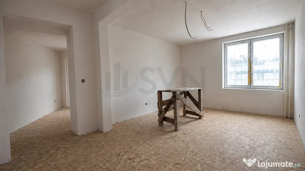 Apartament 3 camere de l Imobil Consolidat l Centrul Vechi