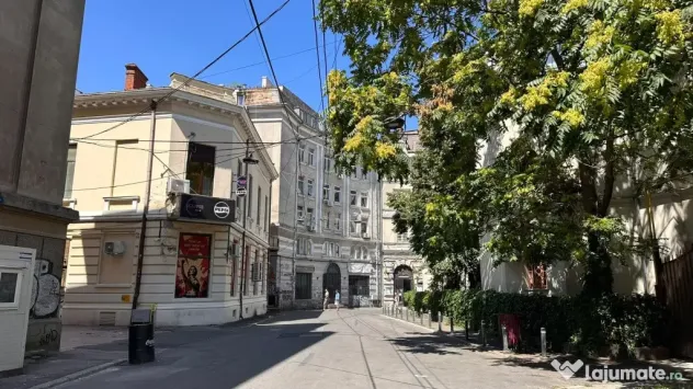 Apartament 3 camere de l Imobil Consolidat l Centrul Vechi