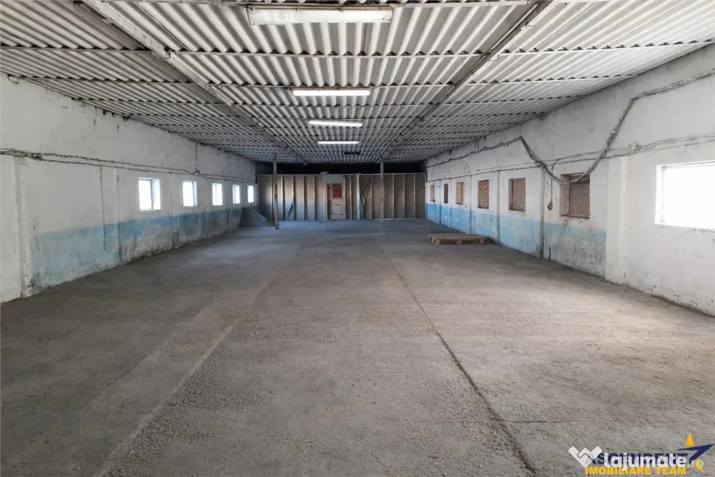 Hala industriala versatila,spatii cazare, platforma betonata