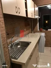 Vânzare apartament 3 camere Bd. Obregia - Turnu Măgurele