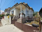 Casă 2 camere în Unirea – 847 mp teren 