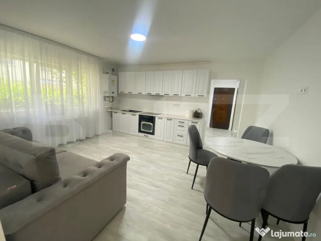 Apartament de inchiriat, cu 3 camere, 50 mp, gradina, modern