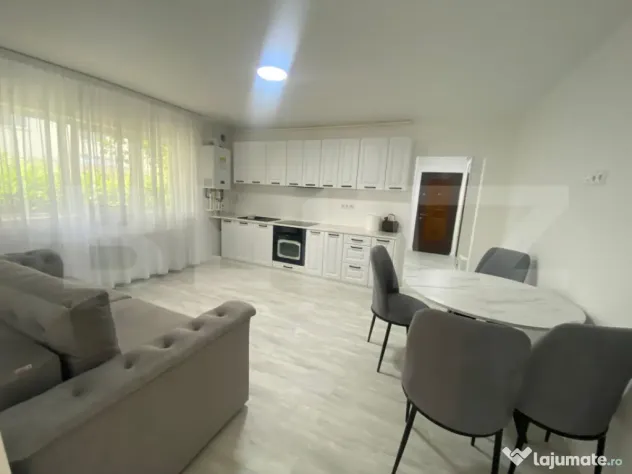 Apartament de inchiriat, cu 3 camere, 50 mp, gradina, modern