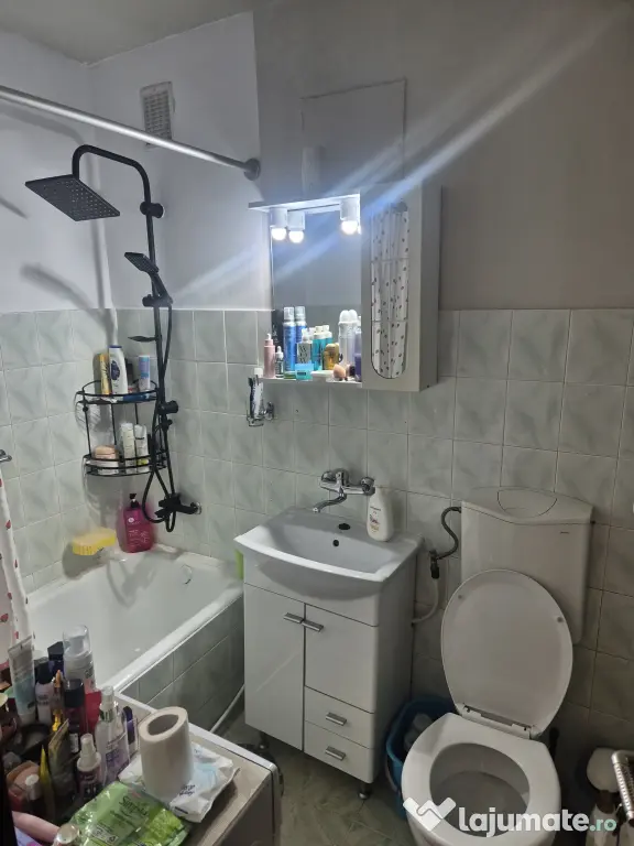 Vand apartament 1 camera et.1 Saguna