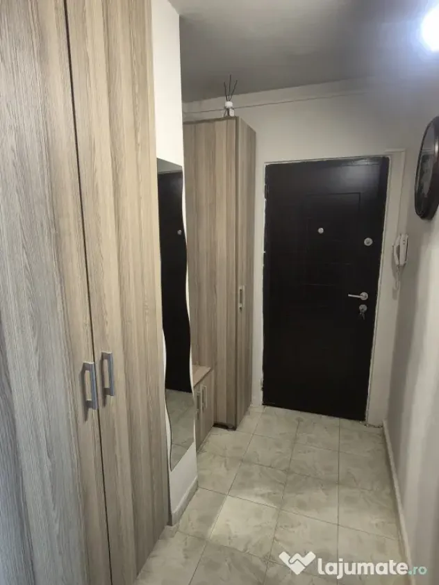 Vand apartament 1 camera et.1 Saguna