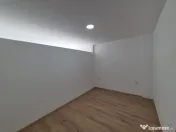 Apartament 3 camere 50 mp + parcare in Floresti zona Tineret