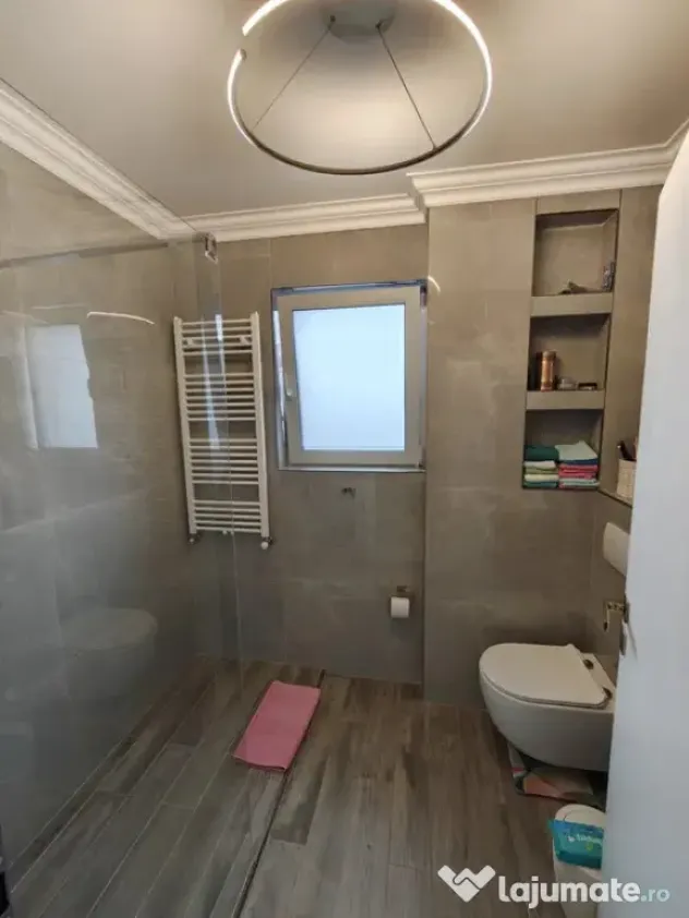 Apartament 3 camere, 70mp | Zona Vivo | Floresti |
