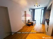 De închiriat: Apartament 2 camere, bloc nou + loc de par...