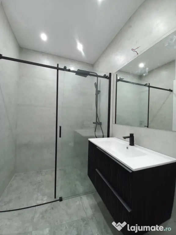 Apartament 2 camere, 47 mp, zona Eroilor, Floresti