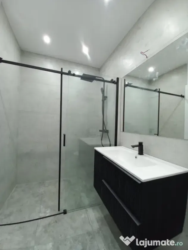 Apartament 2 camere, 47 mp, zona Eroilor, Floresti