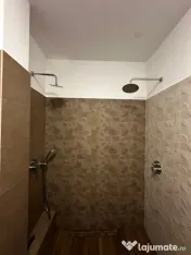 Apartament cu 3 camere in casa in zona Gruia