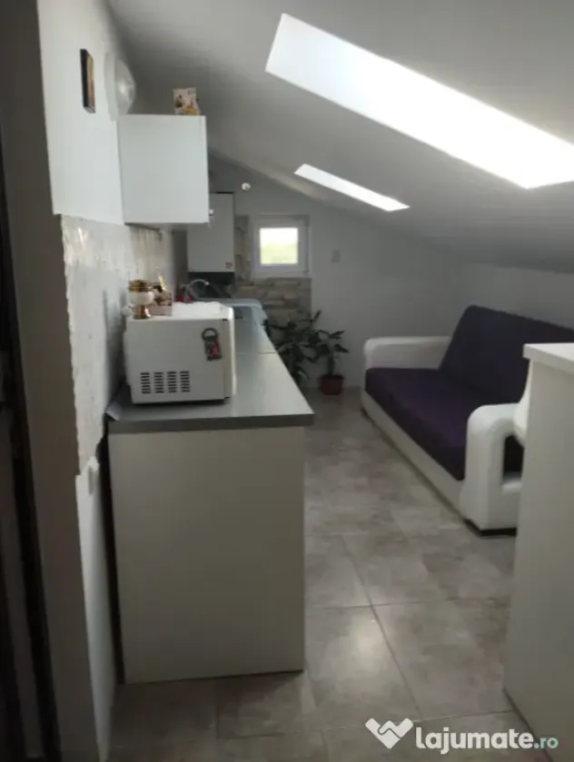 Apartament 3 camere, 98 mp, spatii depozitare, zona Manastur