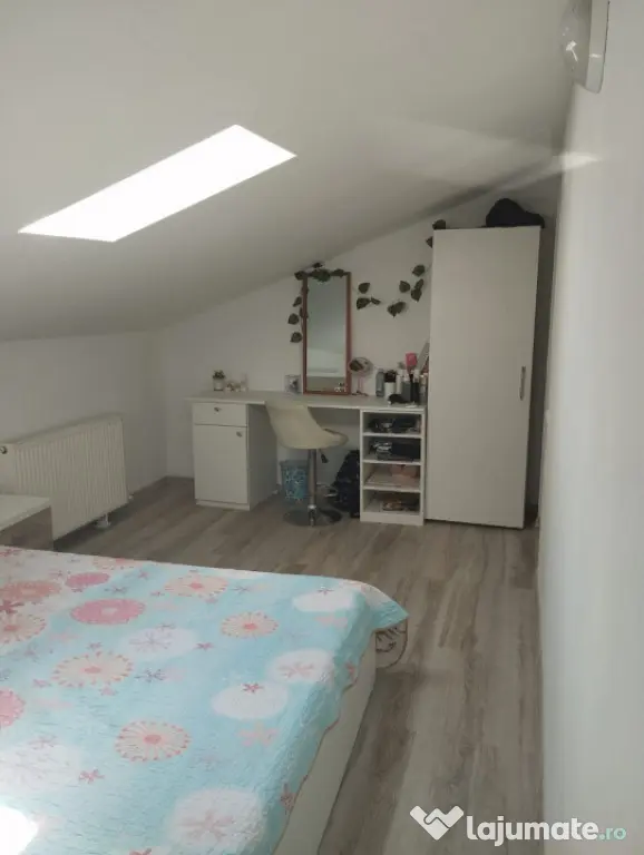Apartament 3 camere, 98 mp, spatii depozitare, zona Manastur