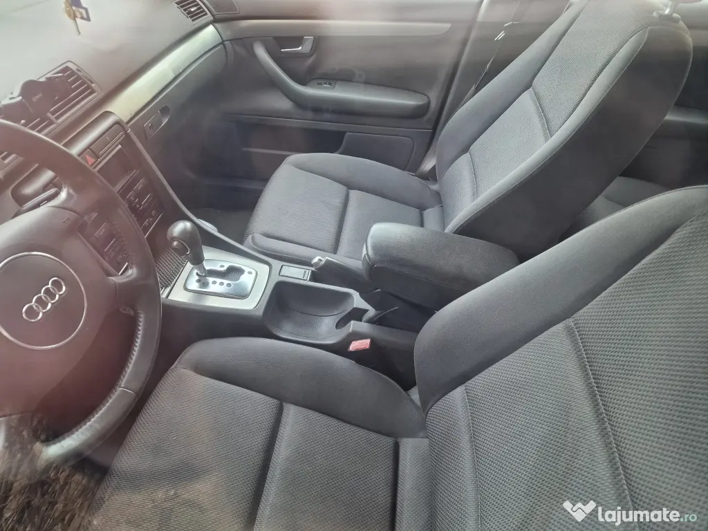 Vând Audi A4 2002
