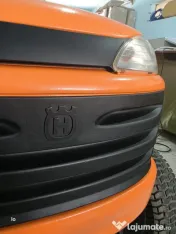 Husqvarna CT151 tractoraș de tuns iarba și gazon are 15 Cp transmisie Hidrostatică. Made in USA
