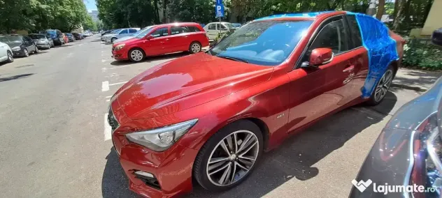 Auto avariat Infiniti Q50