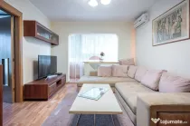 De închiriat apartament cu 3 camere și 2 parcări în A...