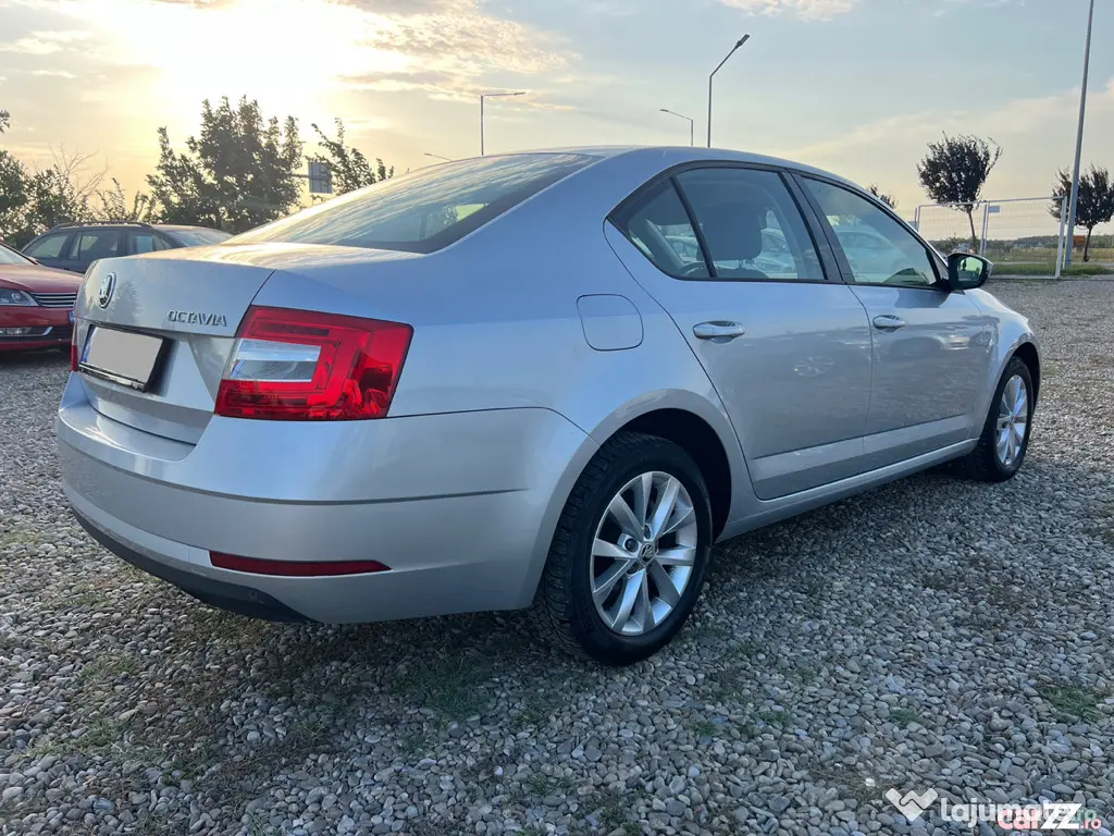 Skoda Octavia AUTOMATĂ DSG 1.0i/115cp 2019 TVA Deductibil