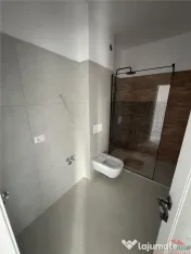 Garsoniera bloc nou, parcare inclusa, etaj 3 cu lift 