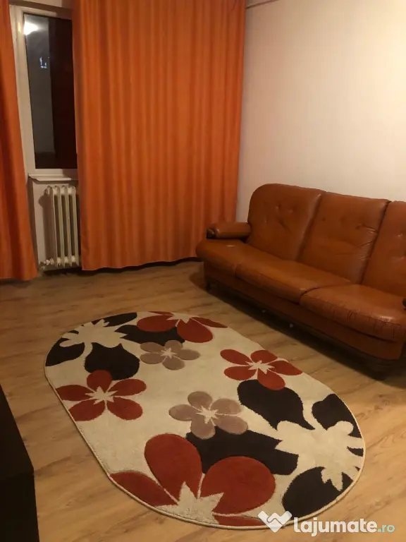 Apartament de închiriat