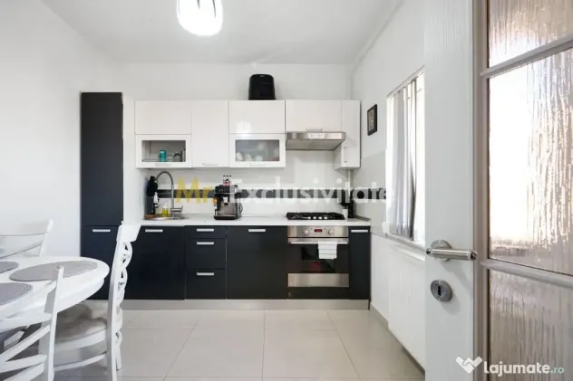 Eremia - Apartament 3 camere + studio | Scara interioara!