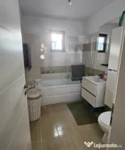 UNICAT, Apartament 3 camere 93mp, Zona Florilor 