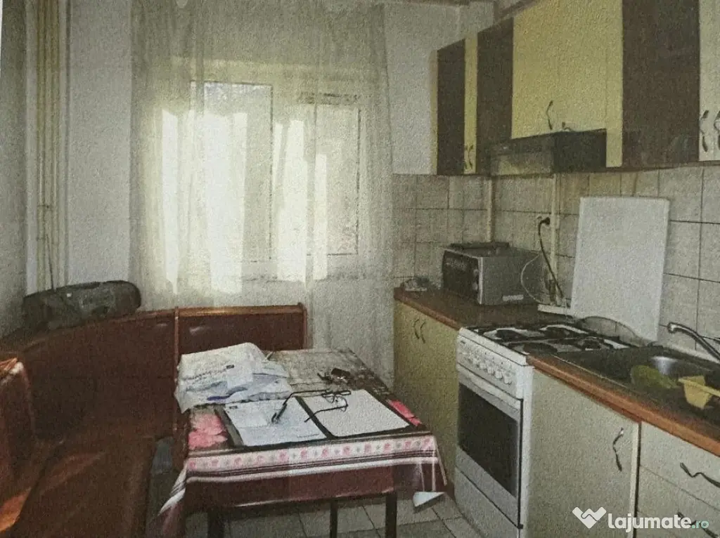 Apartament 3 camere Calea Bucuresti,-Judetean decomandat,135