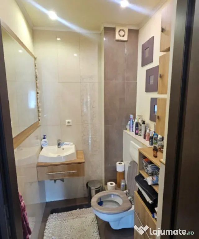 Apartament 3 camere 77mp+ 2balcoane 8mp zona Cetatii