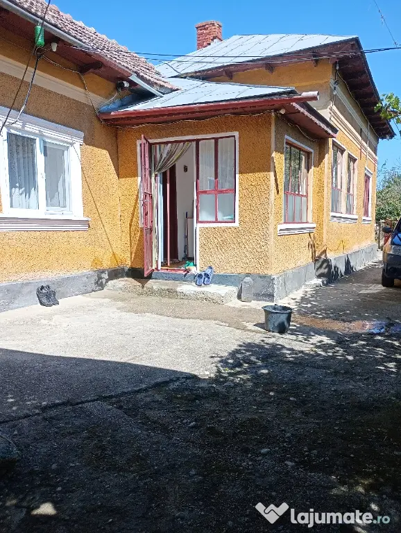 casă de vânzare în Păuleasca, jud Teleorman la 23km de Alexandria.