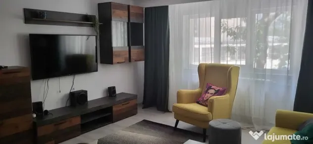 13 Septembrie | 3 camere | 74mp | et 1 | parcare | 650 euro