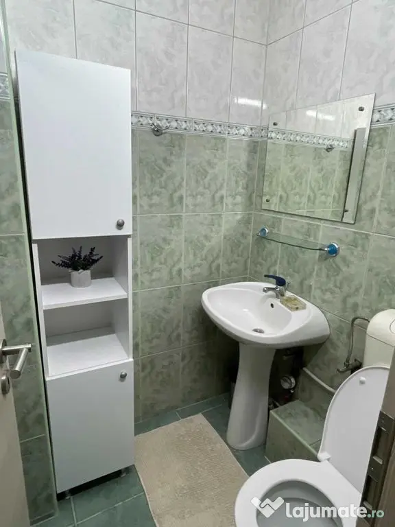 13 Septembrie | 3 camere | 74mp | et 1 | parcare | 650 euro