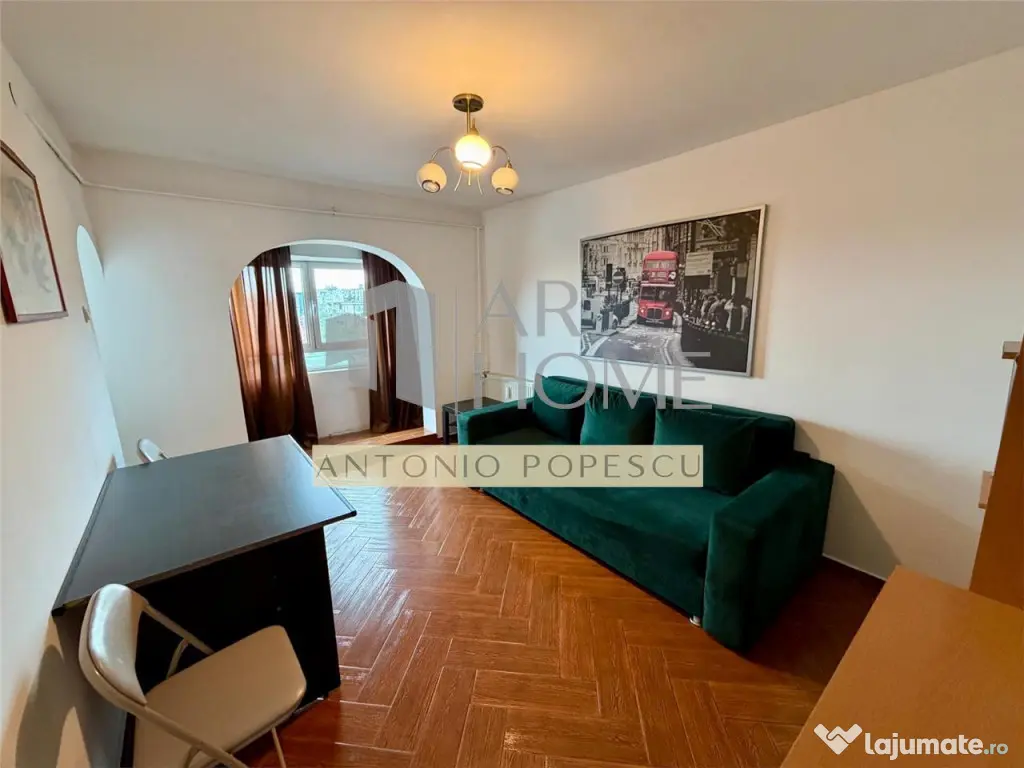 Garsoniera, in Ploiesti, zona Gh. Doja.