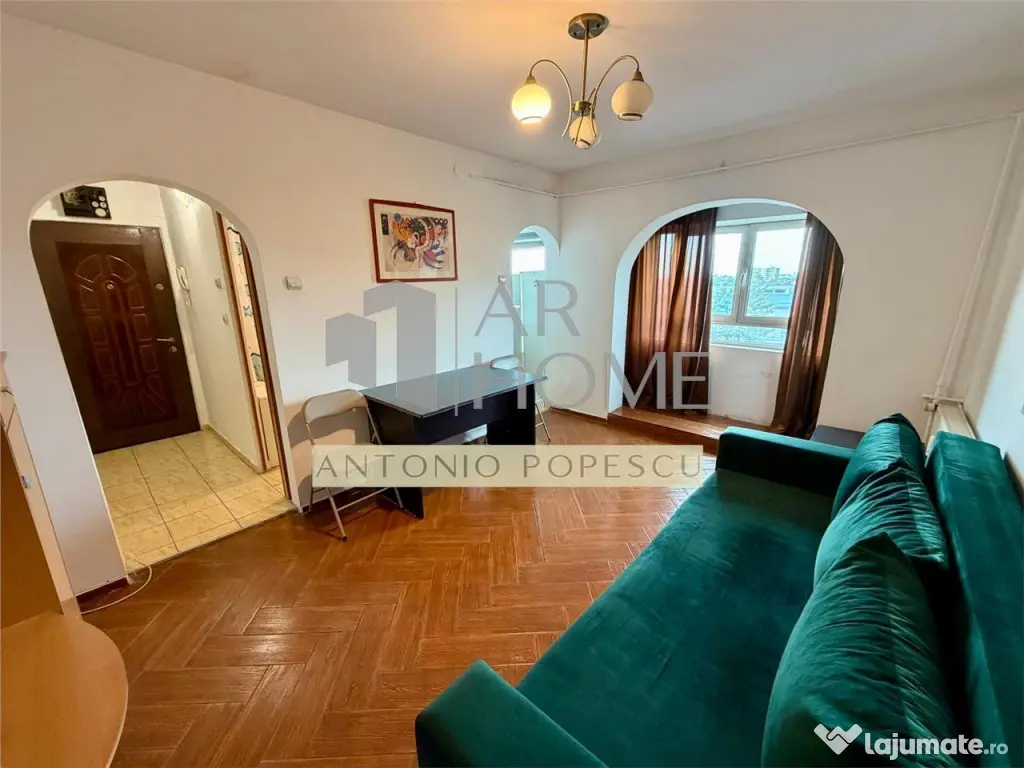 Garsoniera, in Ploiesti, zona Gh. Doja.