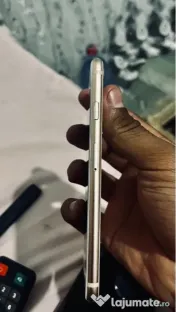 Iphone 8 gold-64gb-baterie 93% (sănătate excelentă)