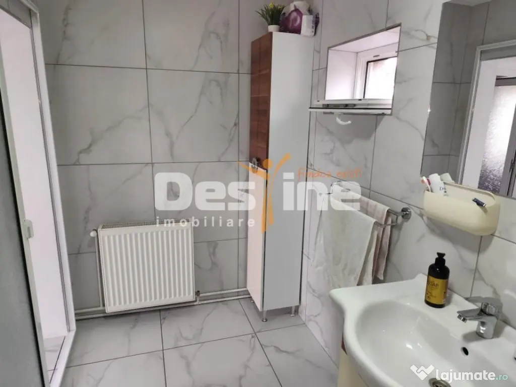 Casa Baicoi Central 125 mp s.u. 1364 mp teren. - Baicoi (Prahova)