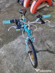 Bicicleta pentru copii 