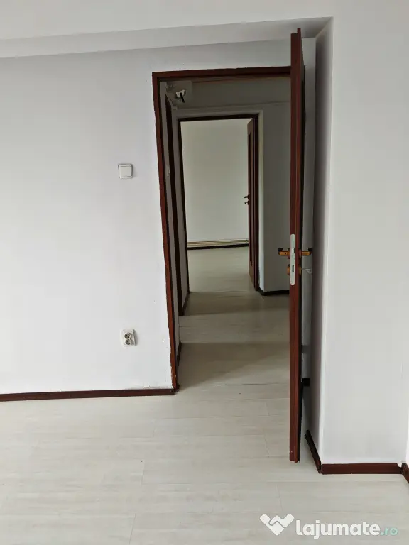 Apartament de vânzare