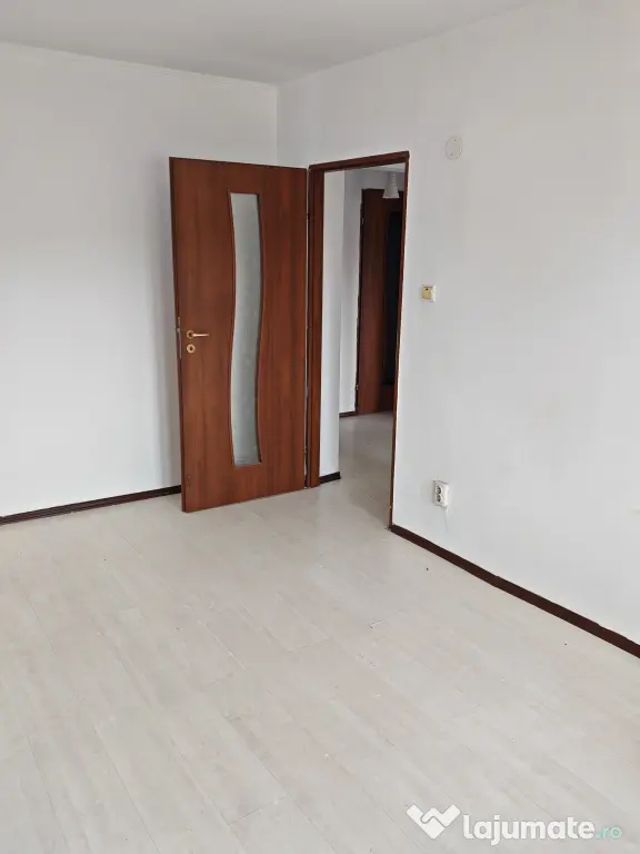 Apartament de vânzare