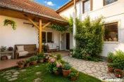 FILM! Casa primitoare in centrul orasului Targu Secuiesc 