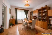 FILM! Casa primitoare in centrul orasului Targu Secuiesc 
