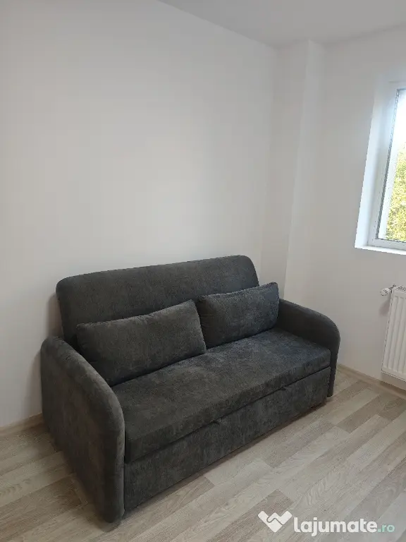 Garsoniera de închiriat