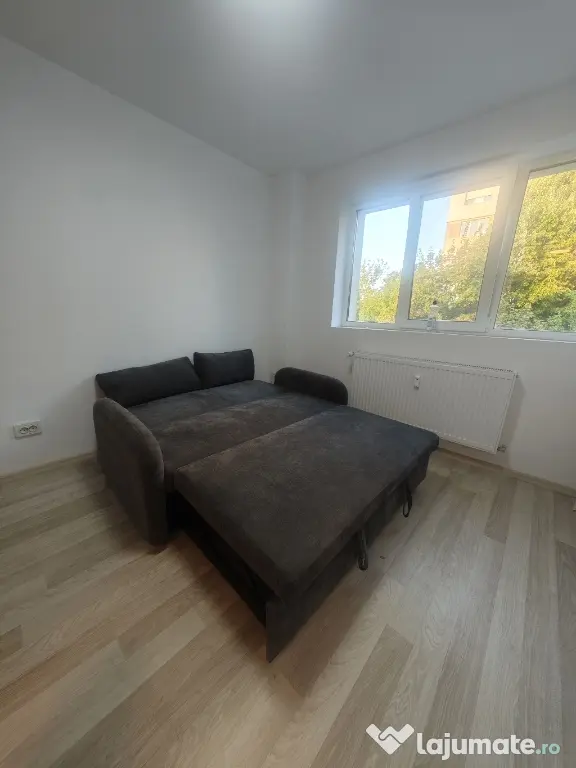 Garsoniera de închiriat