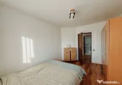 Vand apartament 2 camere 58mp+balcon 6mp zona Florilor