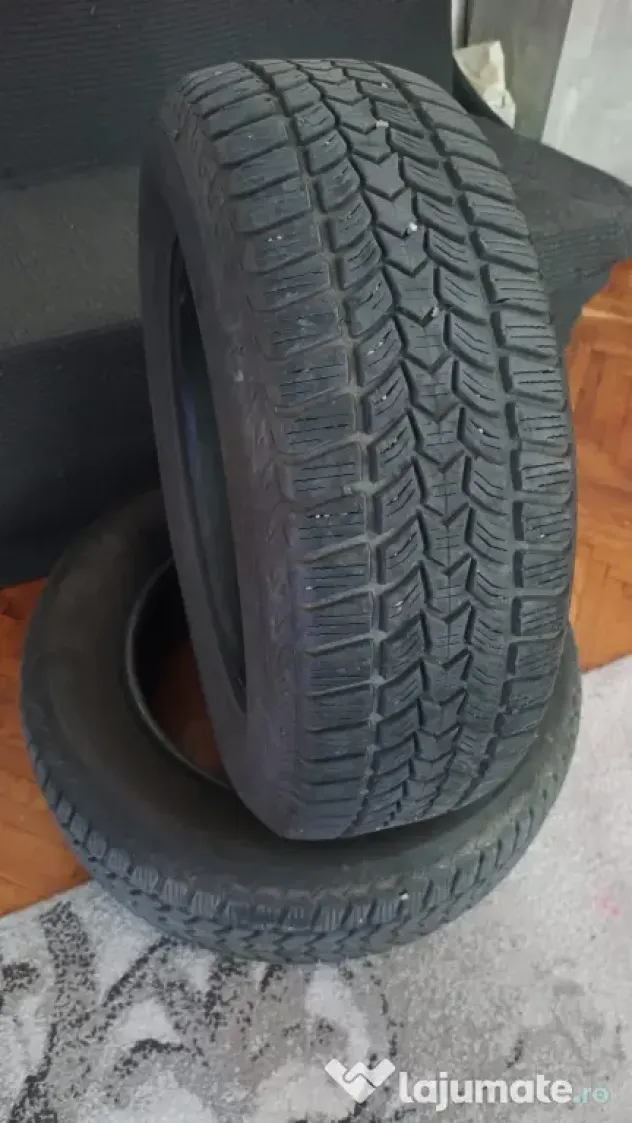 Set anvelope iarnă Duster SH 70 lei/buc