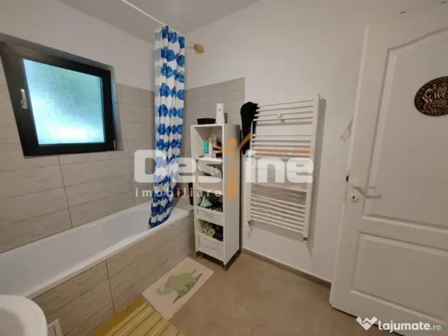 VOROVEȘTI - Casă individuală P+POD + 573 mp teren - Vorovesti (Iasi)