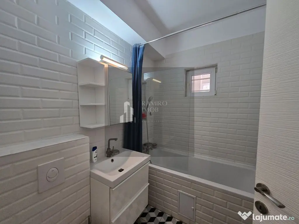 Ap 3 camere 68mp Mamaia - Summerland -bloc C1- in spate l...