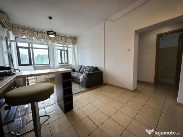Apartament 2 camere 47 mp mobilat utilat etaj intermediar