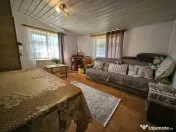 Casă 4 camere 90 mp mobilată + beci, anexe și 720 mp c...